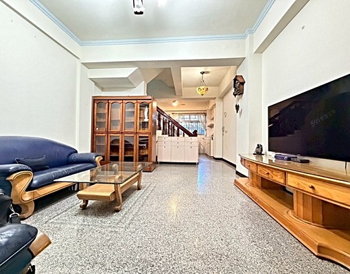 可租補★七期透天別墅★四房全配★整棟出租★雙車位❗ - Image 1