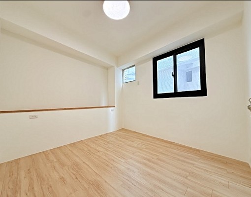 精華兩房✨可租補✨全新裝潢✨華夏免爬✨無可挑剔 - Image 7