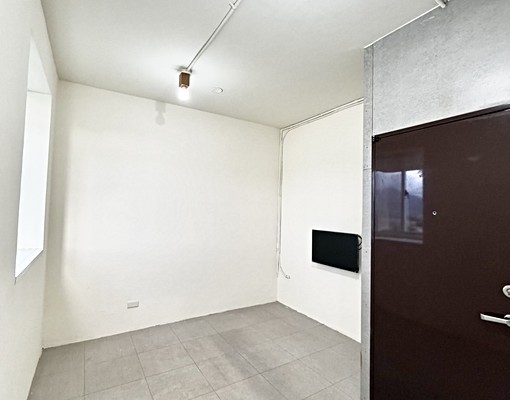 捷運三民高中站💖採光佳.空間寬敞.獨立洗衣機💖可寵 - Image 7