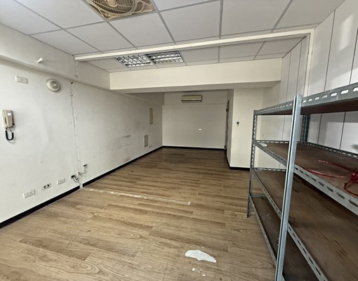 世界盃一樓~倉庫方便 - Image 2