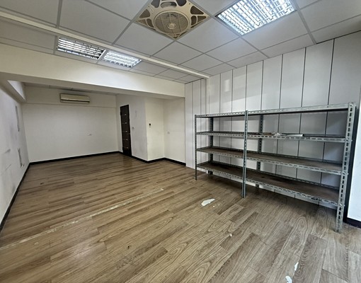 世界盃一樓~倉庫方便 - Image 3