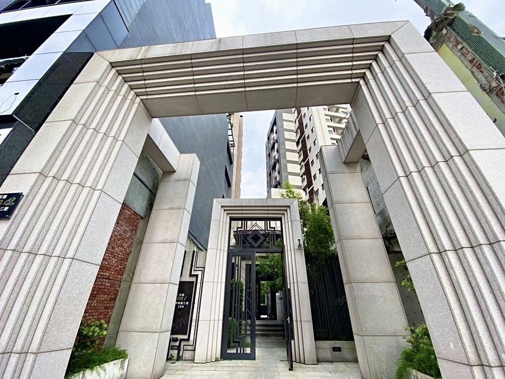 近74逢甲🐥兩房家具全配🐥高樓層視野戶🐥私藏美屋 - Image 1