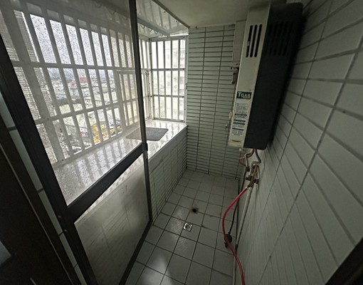 10分鐘捷運海山站3房2廳家庭式,高樓層視野優、四面採光通風 - Image 8