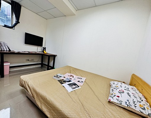 ⭐️樂華夜市🌇電梯獨套雙房可寵🍎樓下就有全聯⭐️ - Image 5