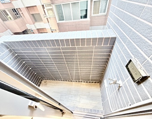 逢甲秒殺🌺全新建案逢甲101🌺輕豪宅1+1房🌺租補報稅 - Image 10