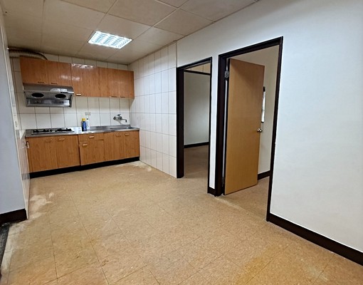 免服務費可租補/大坪數4房2廳1.5衛1陽台/可寵/可神明桌 - Image 5