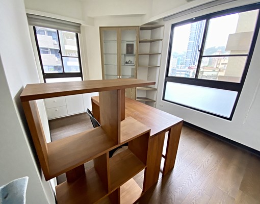 捷運2分鐘/4房裝潢美屋/新店區公所無敵生活機能,寬敞採光佳 - Image 4