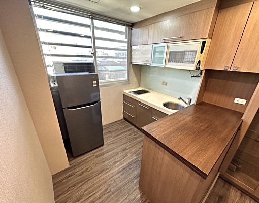 走路新光大遠百捷運站✨可貓可雙租補✨超大1+1房✨湯屋浴缸 - Image 5