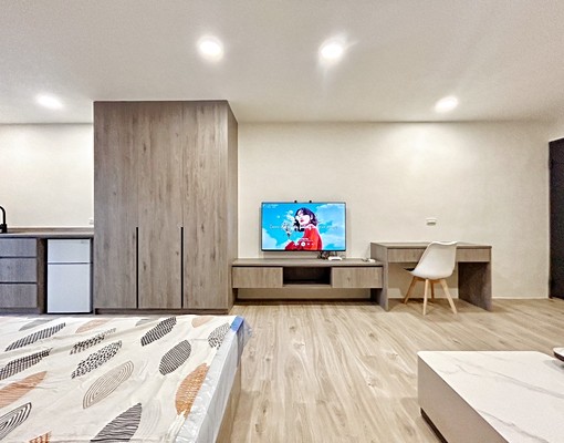 可租補😍超大間爬梯2樓高網速精美裝潢流理台陽台獨近五權車站 - Image 8