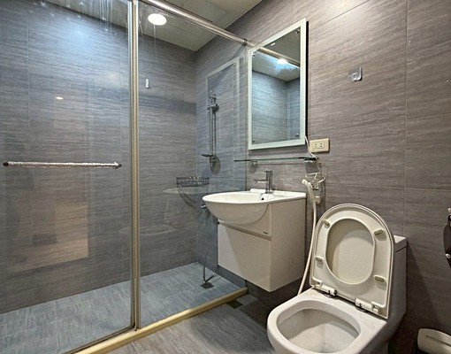 𖦹稀有!近清大南分校大遠百10分園區,傢俱電全 - Image 11