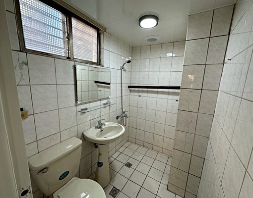 楊梅國中、五楊高架可外籍宿舍可報稅電梯含管正三房 - Image 12