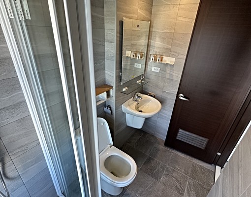 ✨近家樂福中原✨阿潭✨獨立陽台✨洗衣機✨電梯開窗套房 - Image 8