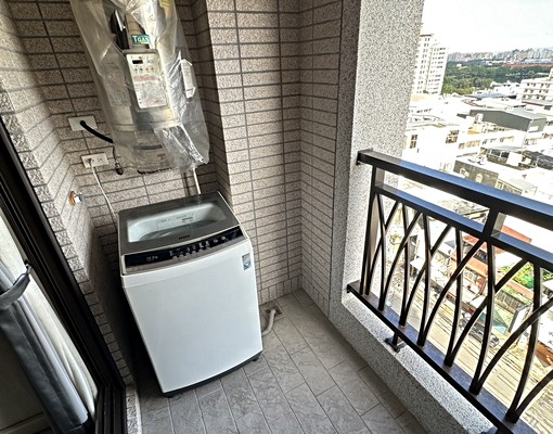 ✨近家樂福中原✨阿潭✨獨立陽台✨洗衣機✨電梯開窗套房 - Image 10