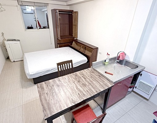 近捷運三和國中【超值溫馨大套房】@可租補@獨立洗衣機@大空間 - Image 1