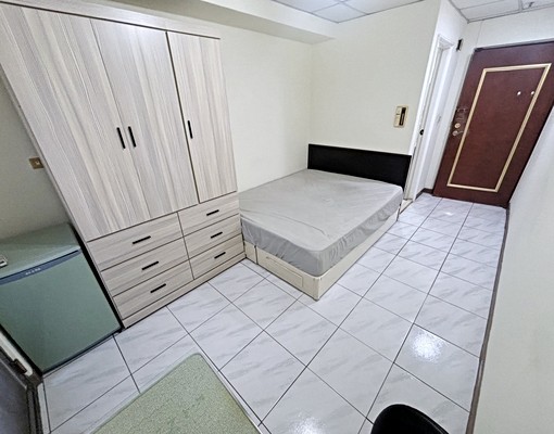 逢甲商圈.生活機能佳/高樓層視野佳/台水電/陽台獨洗 - Image 1