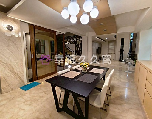 🌸稀有釋出│千萬裝潢獨棟豪宅│獨立車庫│可報稅│採光佳🌸 - Image 1