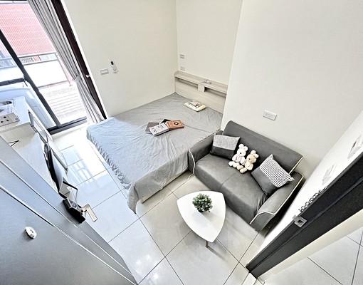 ✨可租補✨全新電梯套房,獨立陽台,洗衣機✨不用追垃圾車 - Image 2