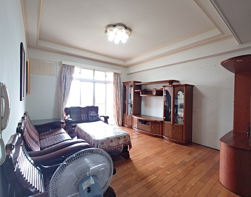 南區中山醫愛買大慶商圈,大空間景觀四房 - Image 3