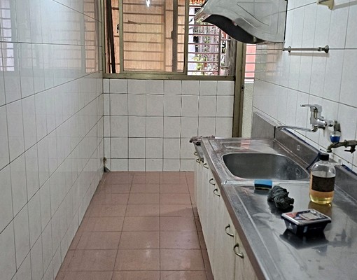 仁愛路大三房~稀有二樓~近行政中心 - Image 6