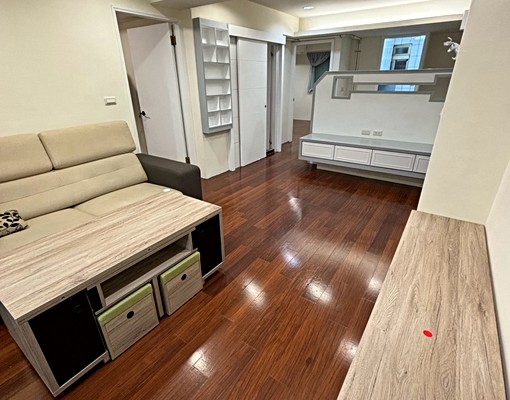 可租補!秒殺!水湳經貿大三房!機上休旅車位! - Image 2