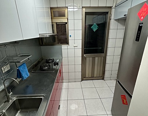 可租補!秒殺!水湳經貿大三房!機上休旅車位! - Image 8