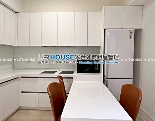 MRT忠孝敦化站。精美裝潢。採光好1+1空間。ENG - Image 7