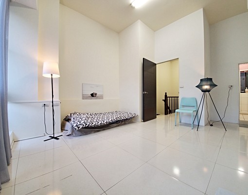 租-捷運G11站旁~正20米南屯路~1+2F店面 - Image 6