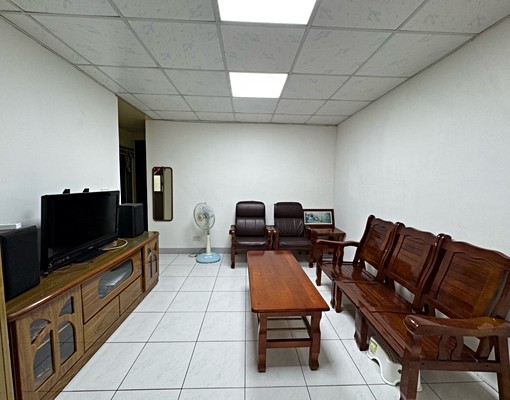 府中兩房可租補、戶籍 - Image 1