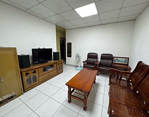 府中兩房傢俱齊全 - Image 2