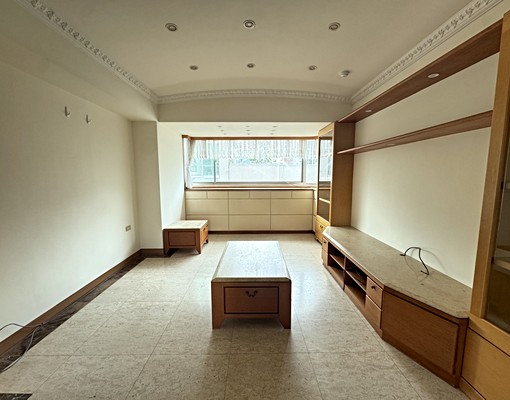 【天母國小旁】稀有電梯華廈出租✨方正採光大三房|優質學區| - Image 2