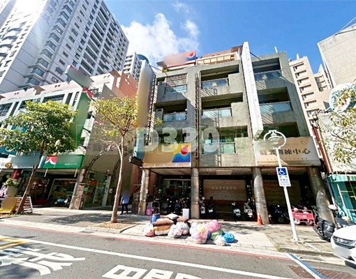 【租】公園南路黃金店面 - Image 1