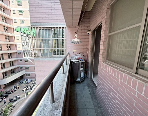 大鵬新城-可寵租補四房有平車 - Image 7