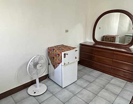 超大套房2面開窗採光好,可貓寵,一只皮箱可入住,生活機能佳 - Image 4