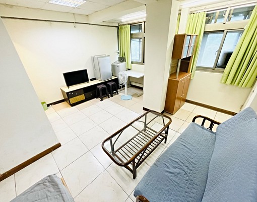 近三軍總醫/超值租案。獨立洗衣。變頻冷氣。生活機能優 - Image 1