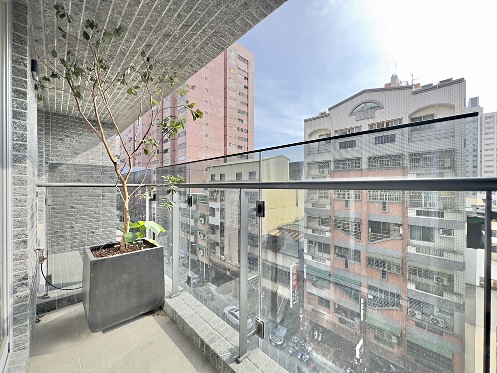 🏠南悅豐映✨全新交屋3房可租補入籍👍含管理費家具可談全配 - Image 1