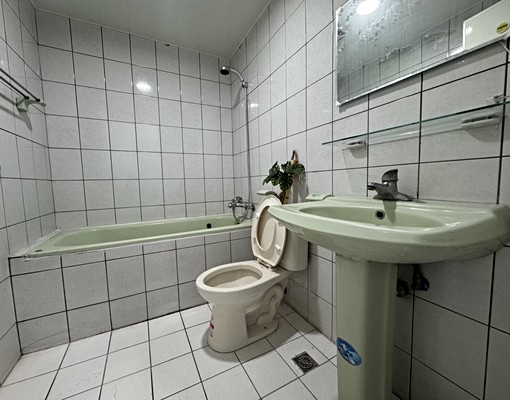 樹林學區電梯大套房有廚房陽台全新裝潢傢俱齊全可租補報稅 - Image 4