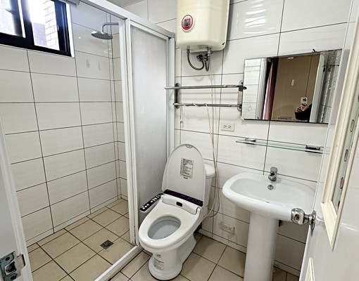 🌈可租補可養寵物.近SOGO商圈電梯大套房🌈 - Image 5