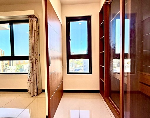 *可租補含管*一卡皮箱即可入住大三房車位 - Image 7