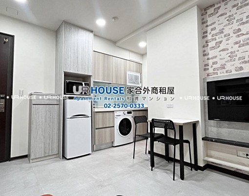 🎄東門*中正紀念堂靜巷*方正新穎*含管*短可談 - Image 1