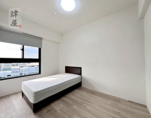 幾近全新南區愛買大慶中山醫三房平車 - Image 3