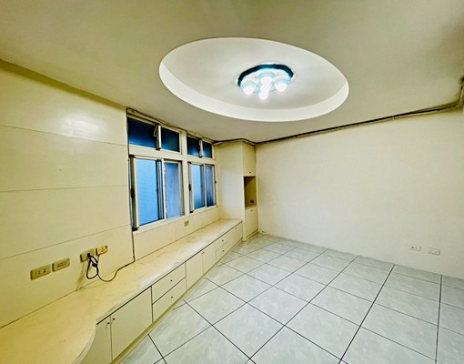 南勢角捷運美三房▲屋況佳▲使用空間大 - Image 9