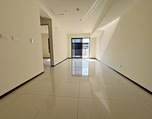 LALAPORT旁全新兩房附大露臺採光優平車|浩瀚湖濱城 - Image 3