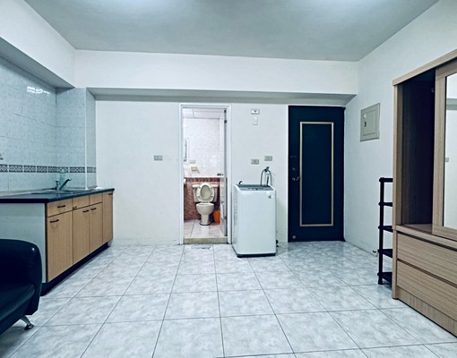 R14巨蛋捷運站旁陽光小套房 - Image 2