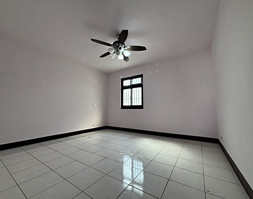 龍岡全聯旁透天~適小型辦公室、工作室、教室 - Image 12