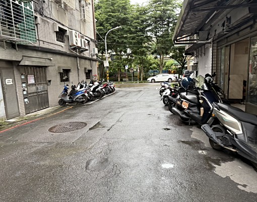 景安邊間好停車一樓 - Image 1