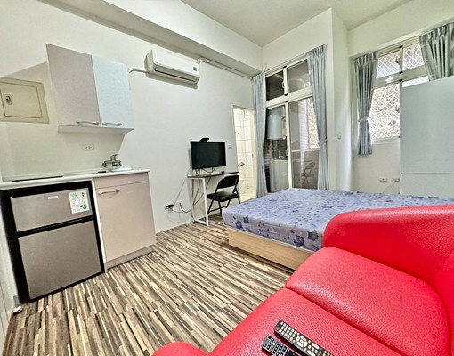 可雙租補✨陽台獨洗✨流理台✨電梯房✨室內機車位✨首月租金半價 - Image 2