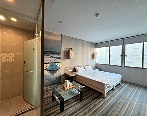 🌅日落靜謐綠意首排🌊!安平高質感景觀套房,即刻拎包入住 - Image 10