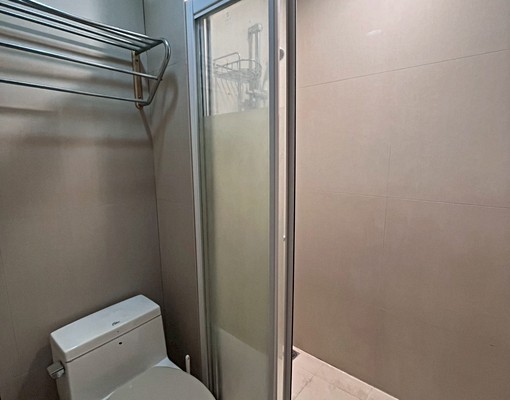 免仲介費🌟近長榮大樓CP高1+1房🌟採光佳可租補 - Image 8