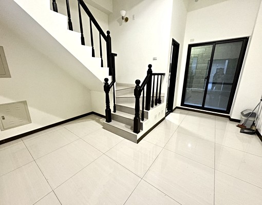 整棟別墅家庭首選|4房5衛|雙租補|學區生活機能佳 - Image 2