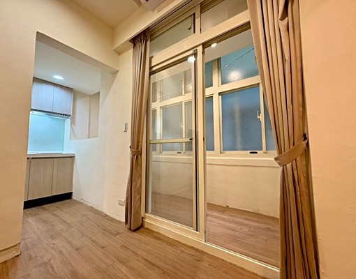 忠孝復興站全新一房一廳可寵報稅入籍 - Image 5